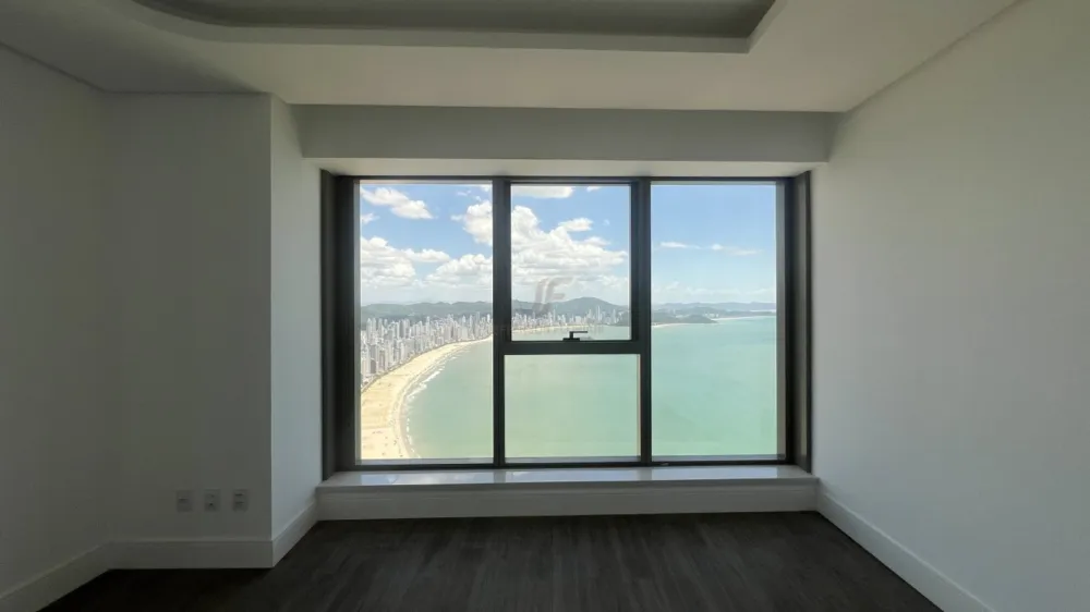 Apartamento 4 suítes para Venda no bairro Centro em Balneário Camboriú