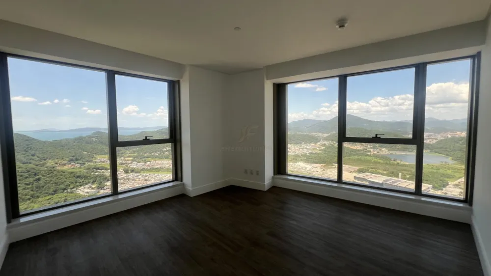 Apartamento 4 suítes para Venda no bairro Centro em Balneário Camboriú