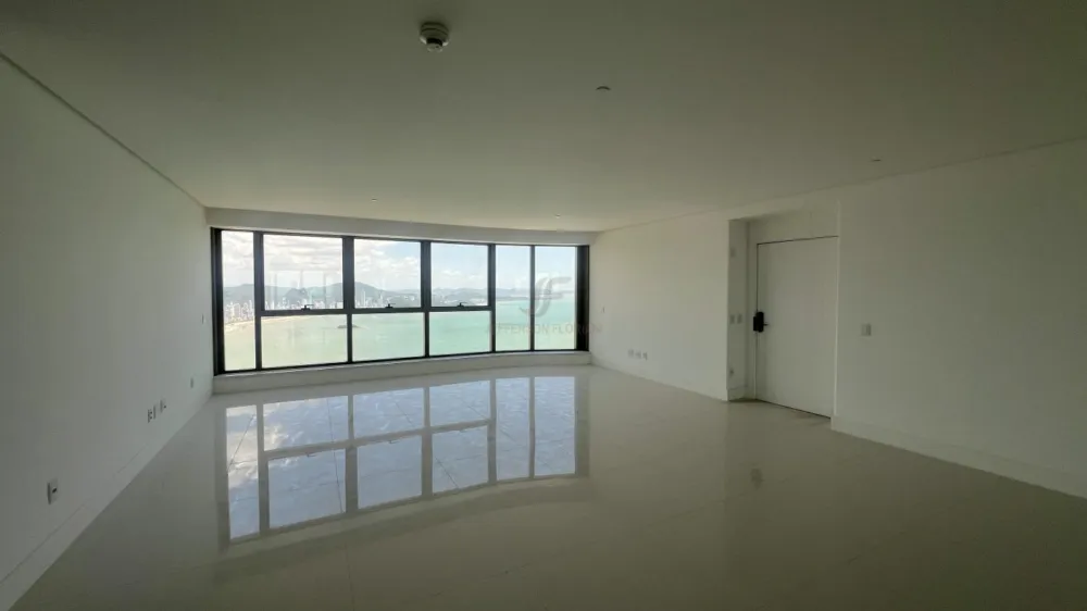 Apartamento 4 suítes para Venda no bairro Centro em Balneário Camboriú