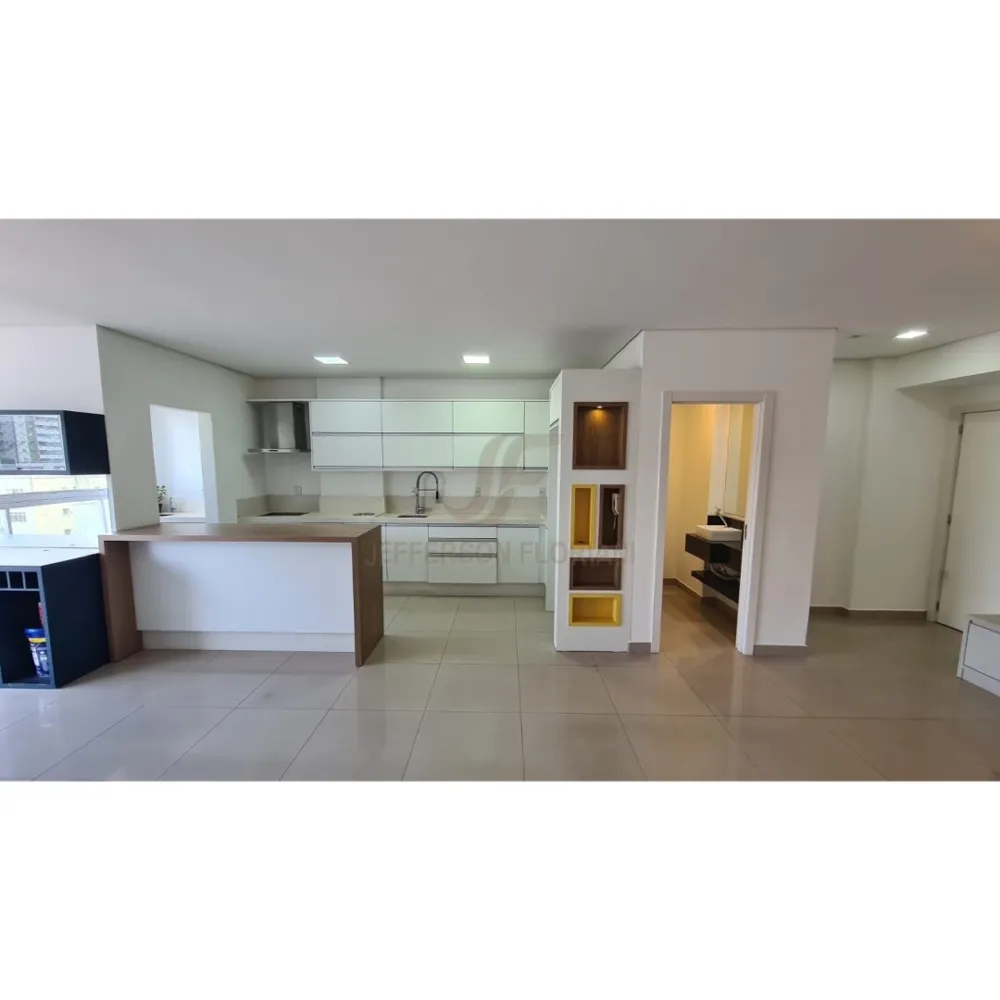 Apartamento 2 suítes para Venda no bairro Centro em Itajaí