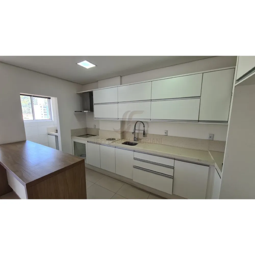 Apartamento 2 suítes para Venda no bairro Centro em Itajaí