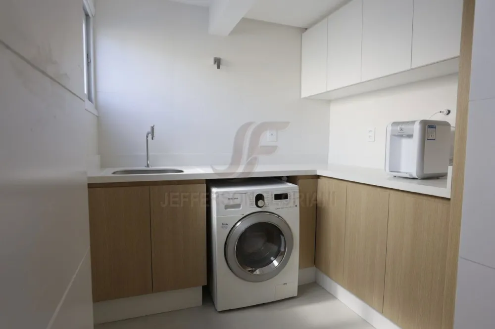 Frente Mar em Balneário Camboriú Apto + Loft Integrado 