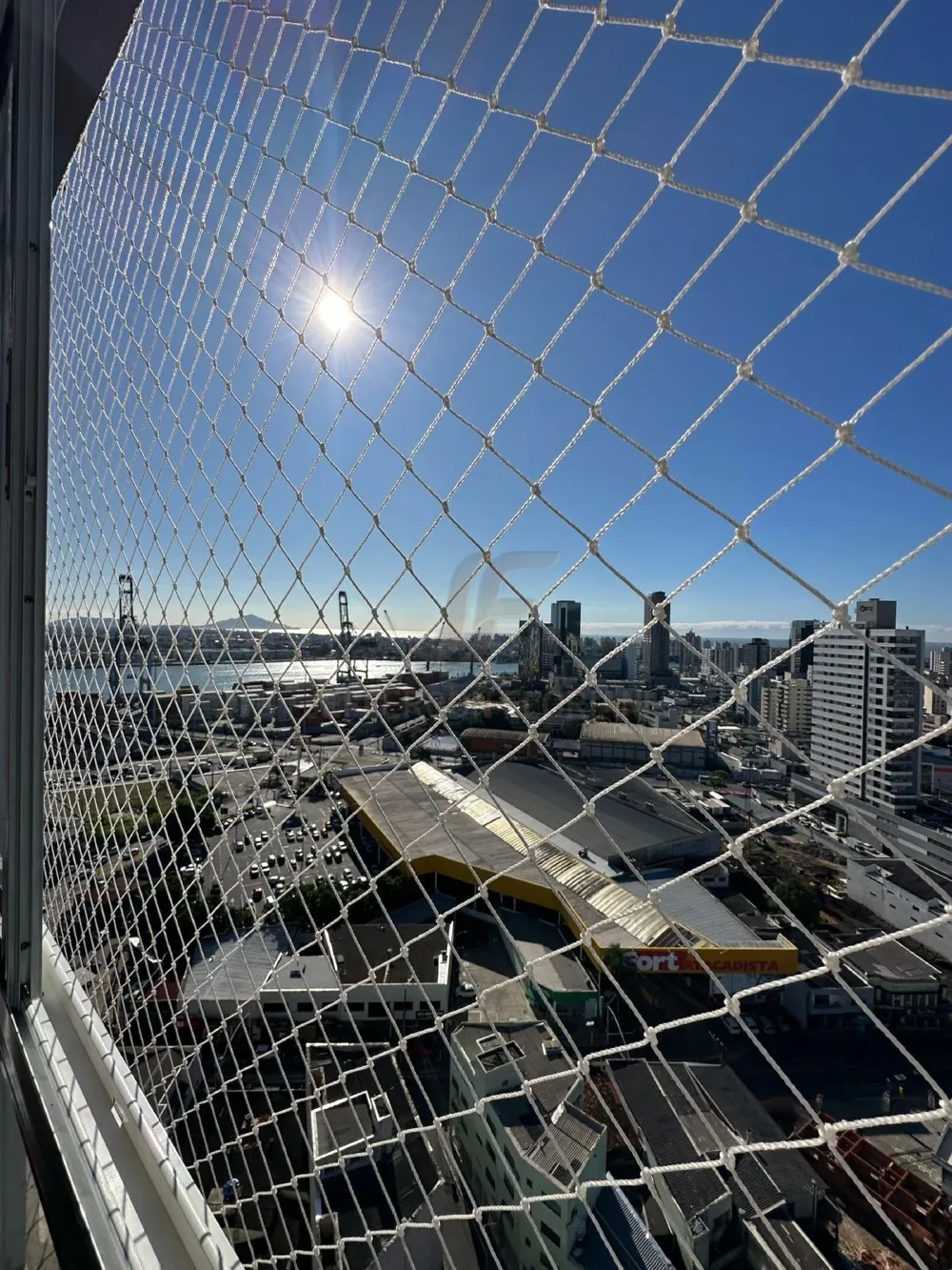 2 Suítes no Centro de Itajaí pertinho da Igreja Matriz