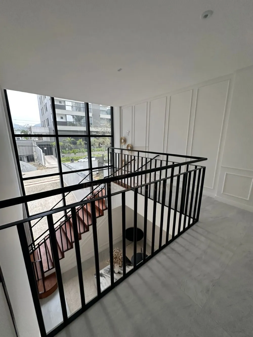 Duplex 3 Suítes na Brava em Itajaí a apenas 250 metros do mar