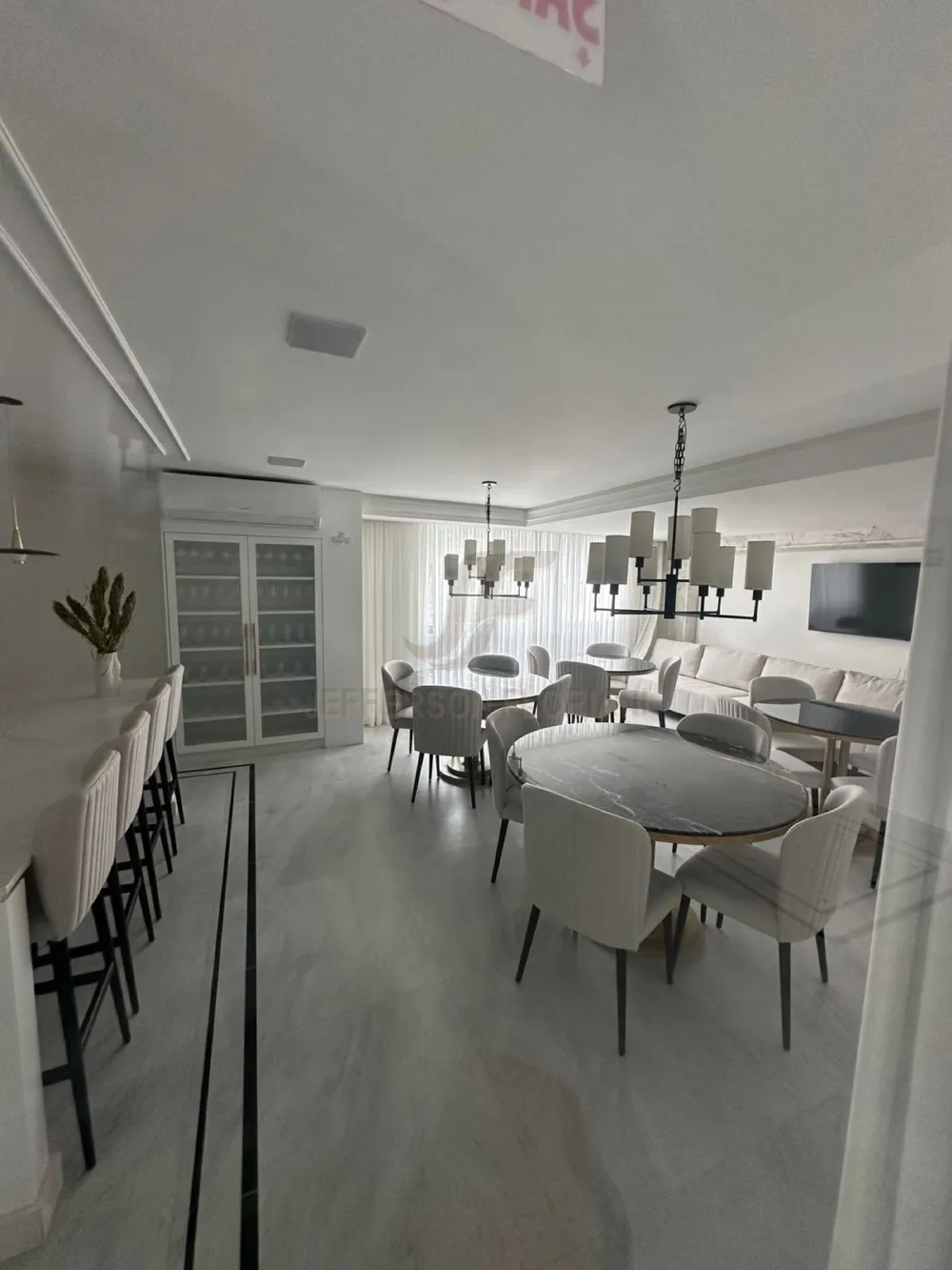 Duplex 3 Suítes na Brava em Itajaí a apenas 250 metros do mar