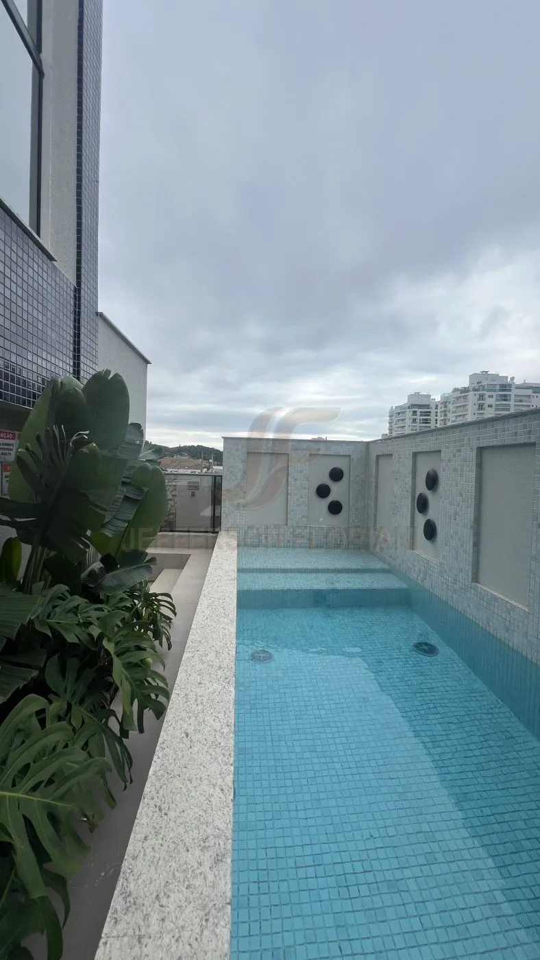 Duplex 3 Suítes na Brava em Itajaí a apenas 250 metros do mar