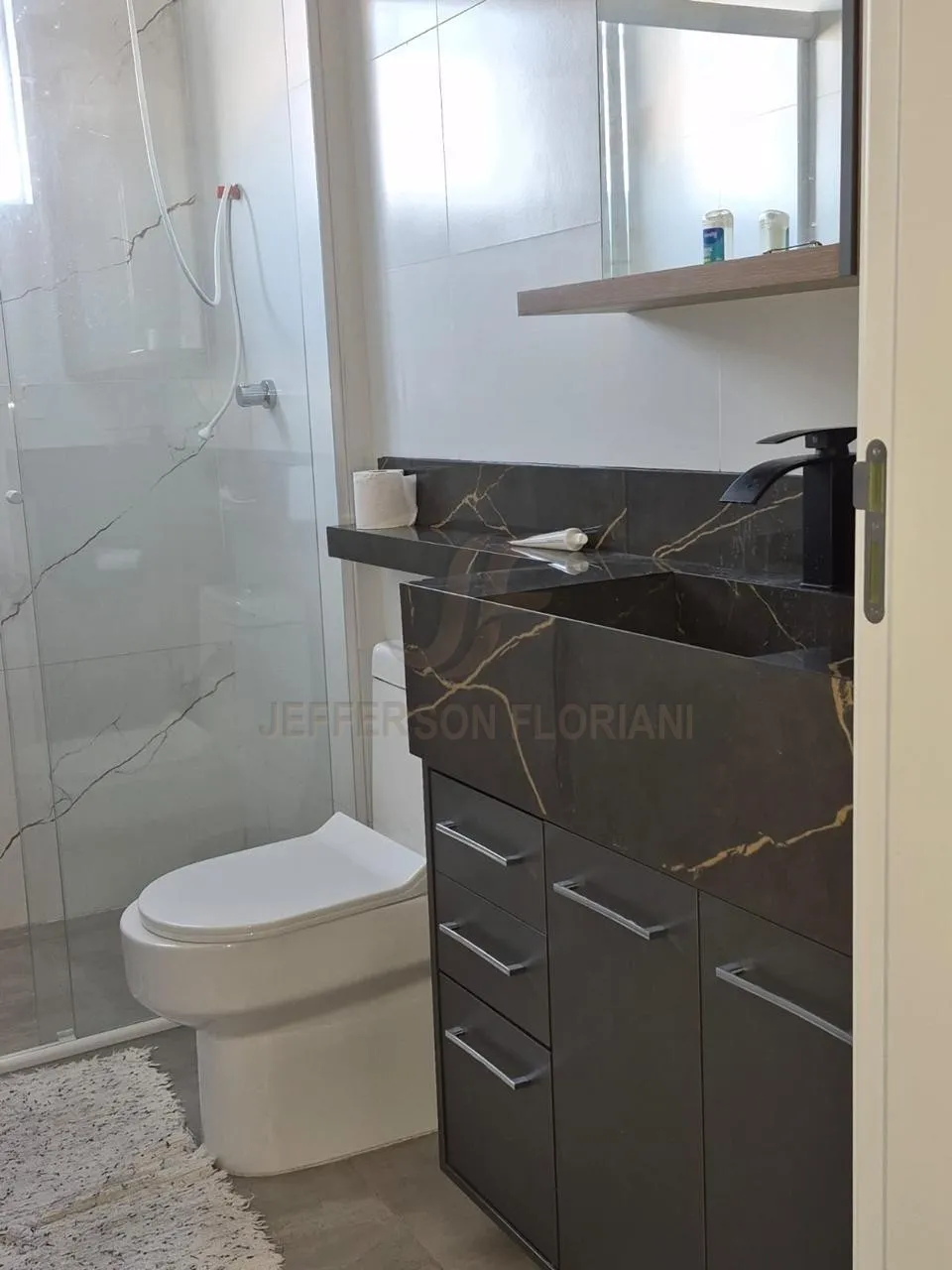 Apartamento Novinho 1 Suíte + 1 Dormitório Semi Mobiliado 