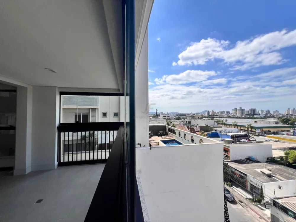 Apartamento 4 suítes para Venda no bairro Centro em Itajaí