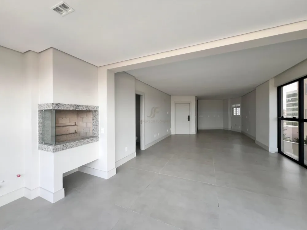 Apartamento 4 suítes para Venda no bairro Centro em Itajaí