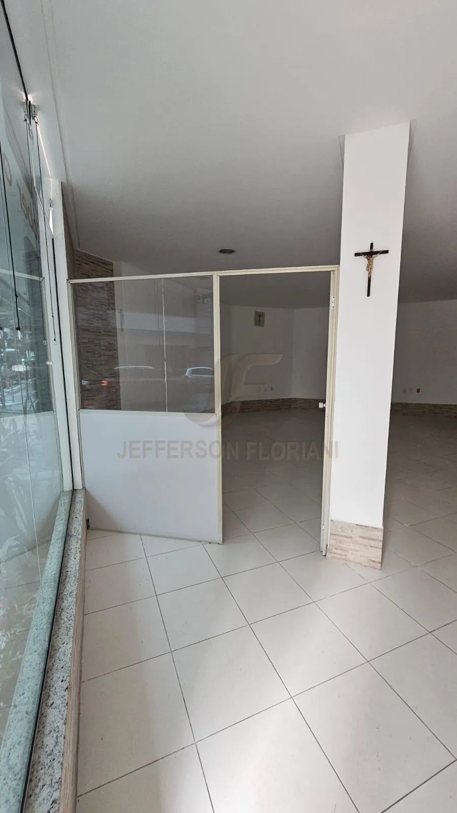 Sala comercial para Locação Anual no bairro Centro em Balneário Camboriú