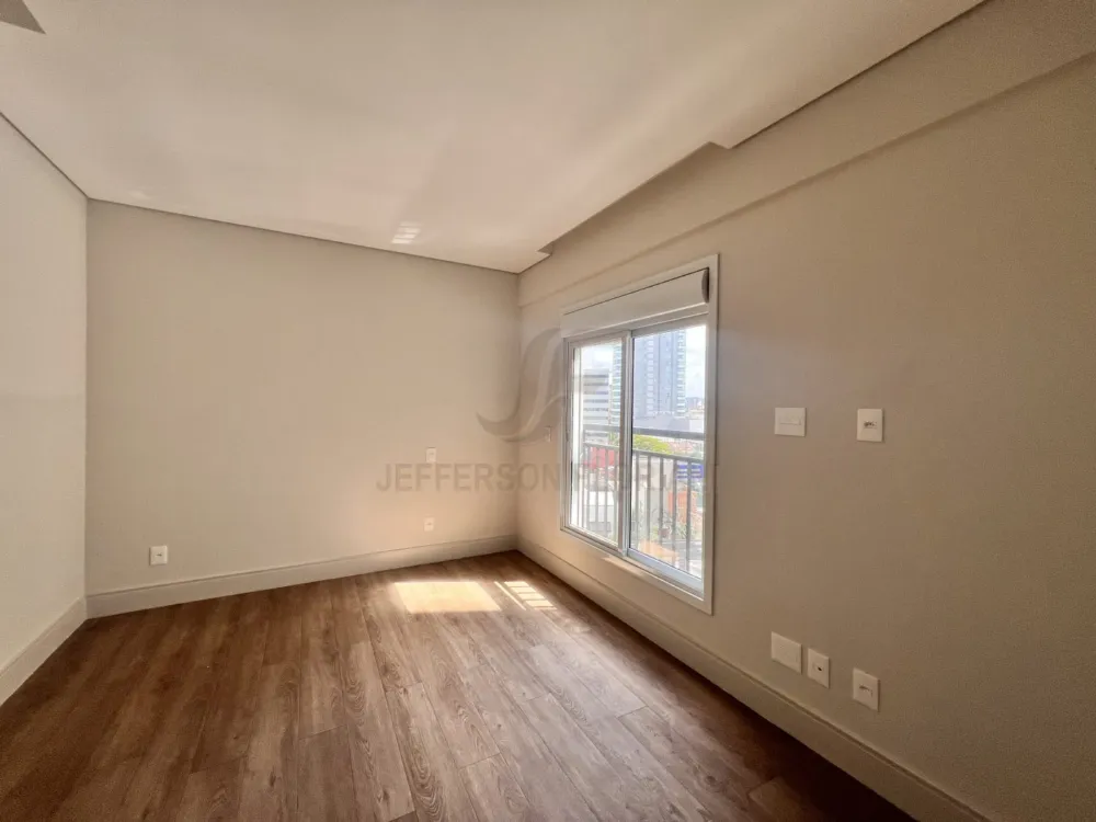 Novo Rua Lauro Muller com 2 Suítes + 2 Demi Suítes 3 vagas