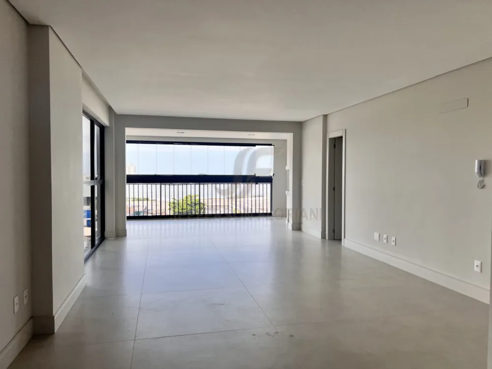 Novo Rua Lauro Muller com 2 Suítes + 2 Demi Suítes 3 vagas