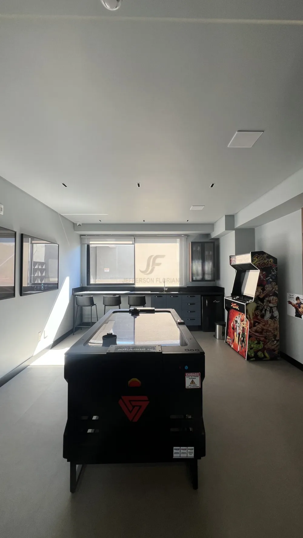 Apartamento ao Lado do Shopping 1 suíte + 1 Dormitório, 2 vagas