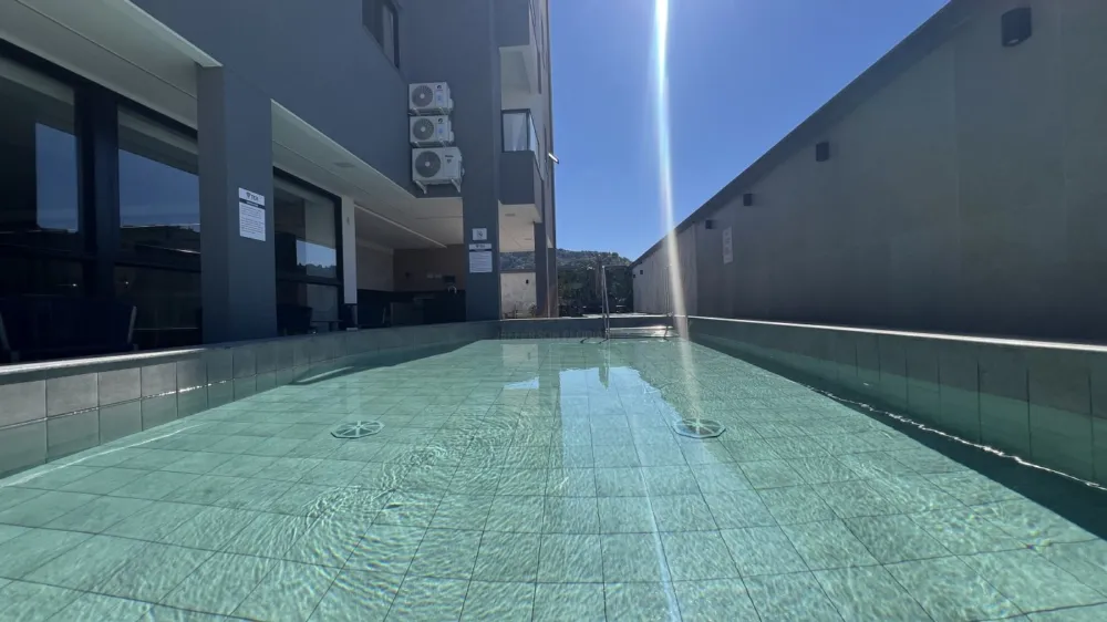 Apartamento ao Lado do Shopping 1 suíte + 1 Dormitório, 2 vagas