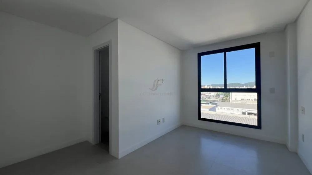 Apartamento ao Lado do Shopping 1 suíte + 1 Dormitório, 2 vagas