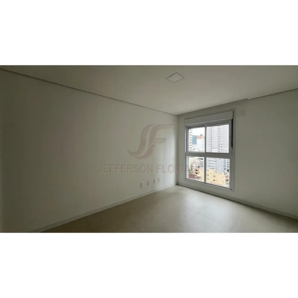 Apartamento 3 suítes para Venda no bairro Centro em Balneário Camboriú