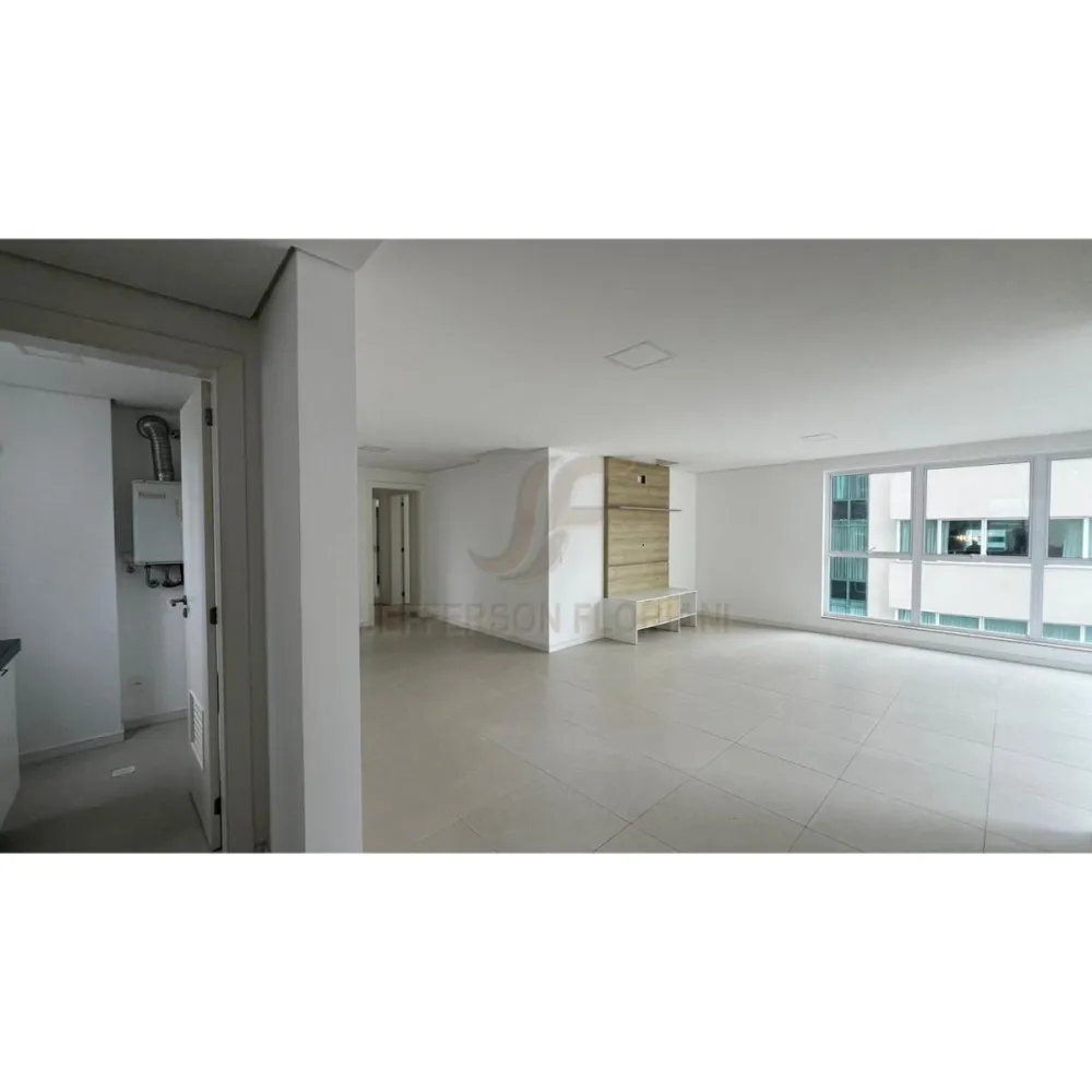 Apartamento 3 suítes para Venda no bairro Centro em Balneário Camboriú