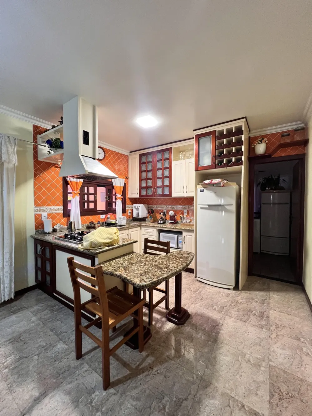 Casa 3 suítes para Venda no bairro Dom Bosco em Itajaí
