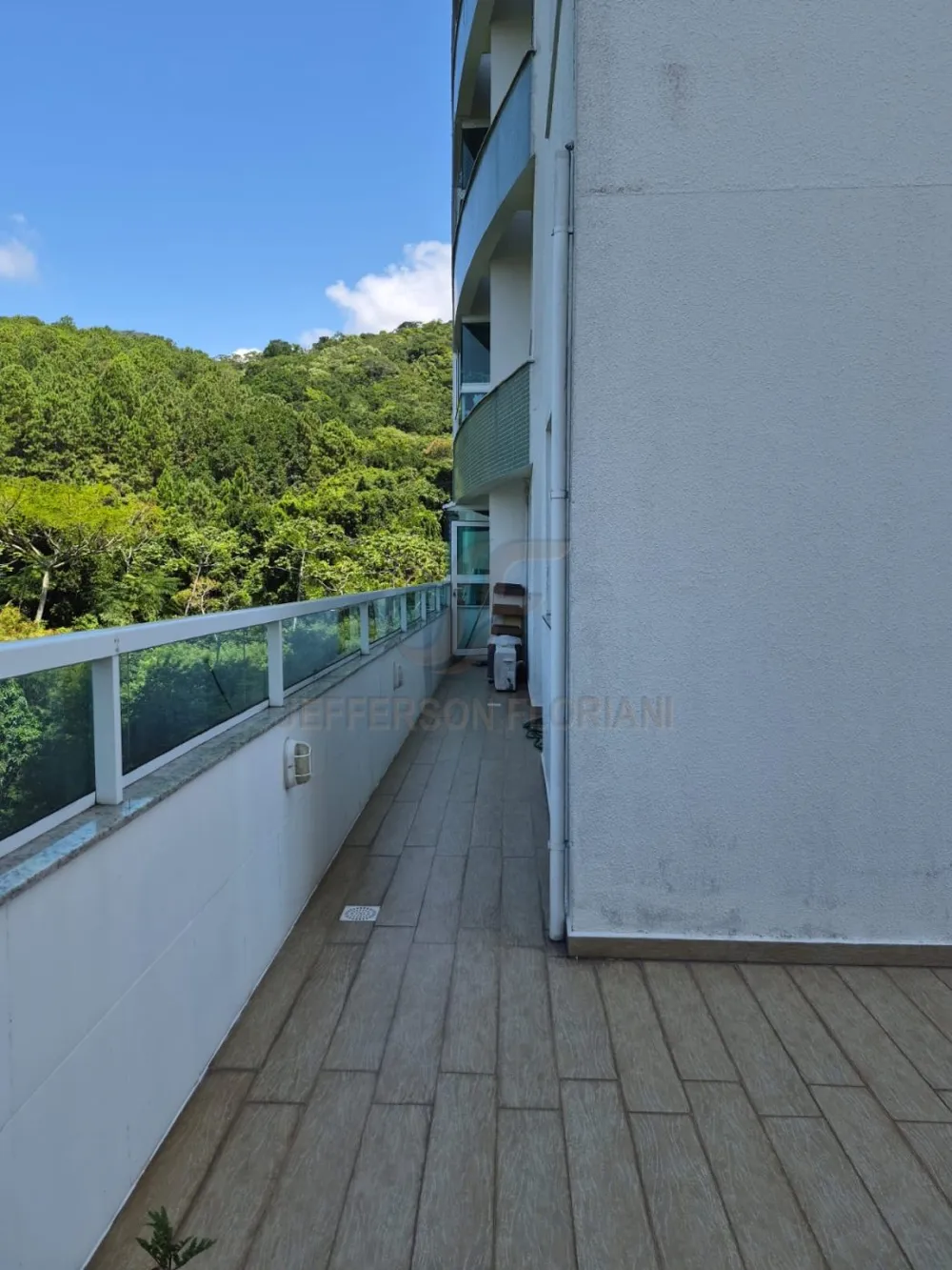Apartamento Diferenciado no Bairro Fazenda 3 dormitórios