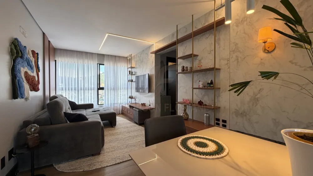 Apartamento Zerado lindo 3 Dormitórios (sendo um closet reversível)