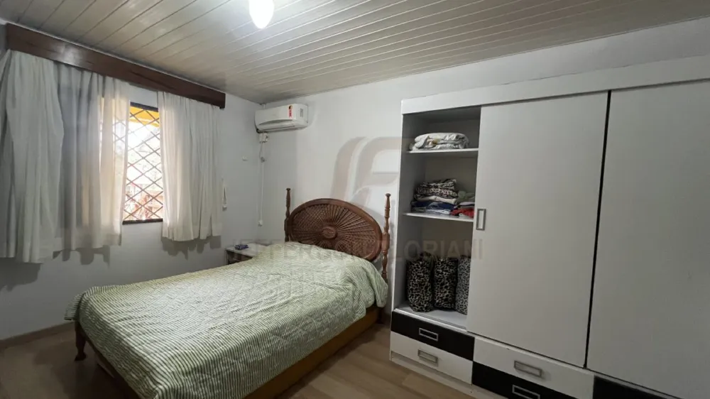 Seu lar em Canto Grande, Casa a poucos metros do Mar 