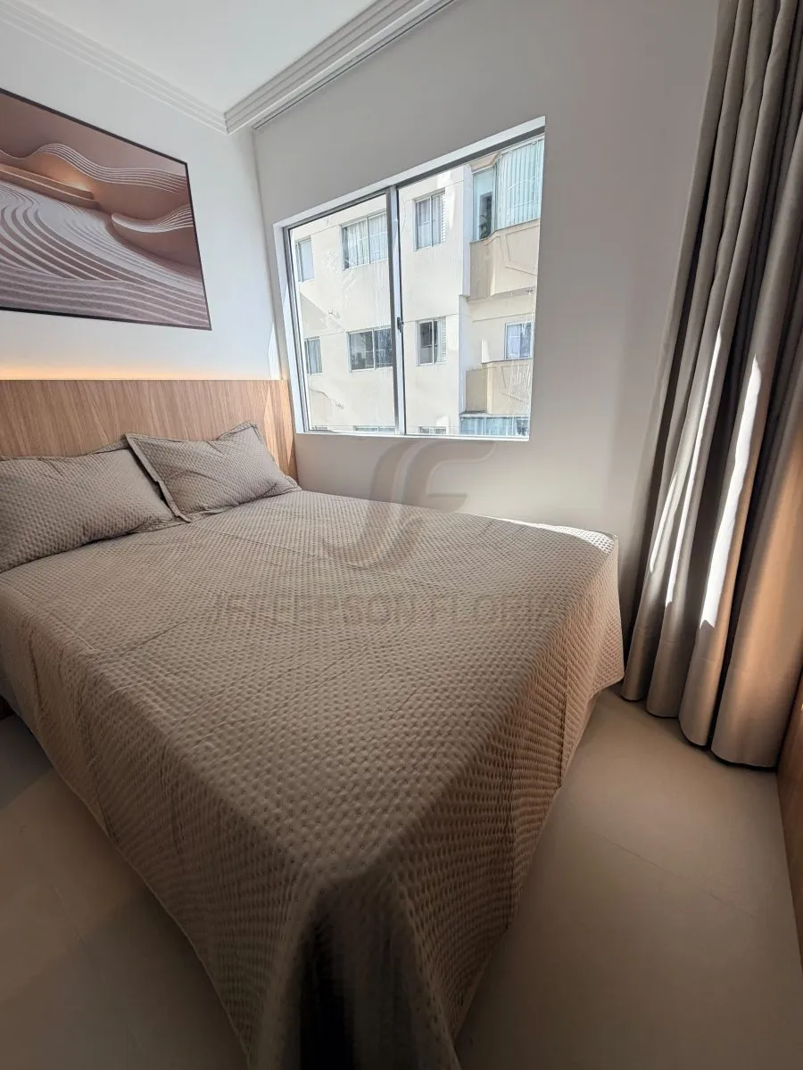 Apartamento QUADRA MAR em Balneário Camboriú 1 Suíte + 1 Dormitório
