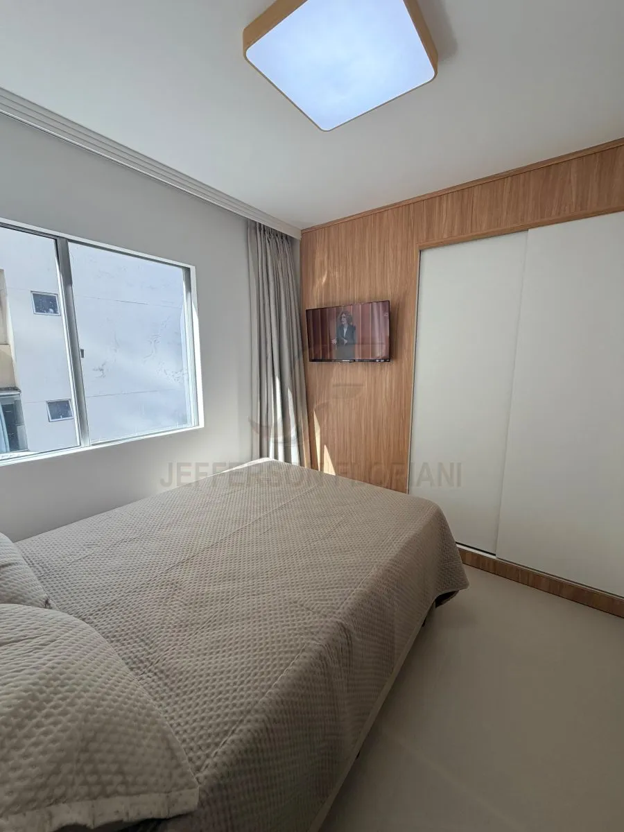 Apartamento QUADRA MAR em Balneário Camboriú 1 Suíte + 1 Dormitório