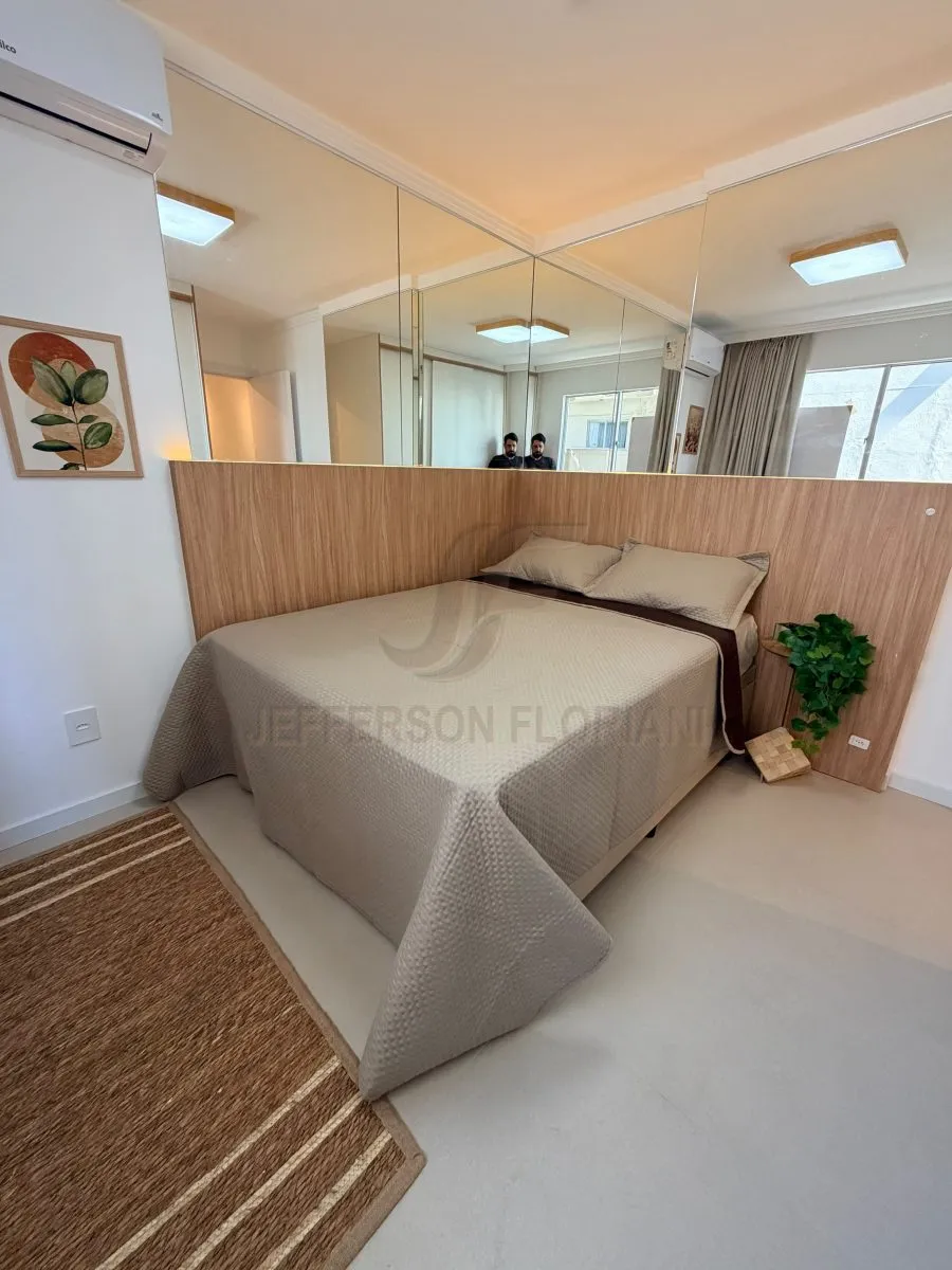 Apartamento QUADRA MAR em Balneário Camboriú 1 Suíte + 1 Dormitório