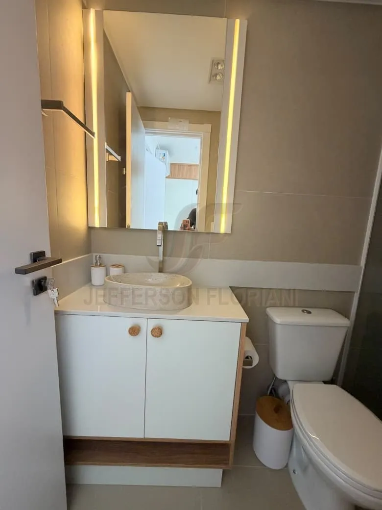 Apartamento QUADRA MAR em Balneário Camboriú 1 Suíte + 1 Dormitório