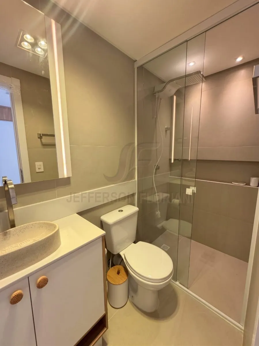 Apartamento QUADRA MAR em Balneário Camboriú 1 Suíte + 1 Dormitório