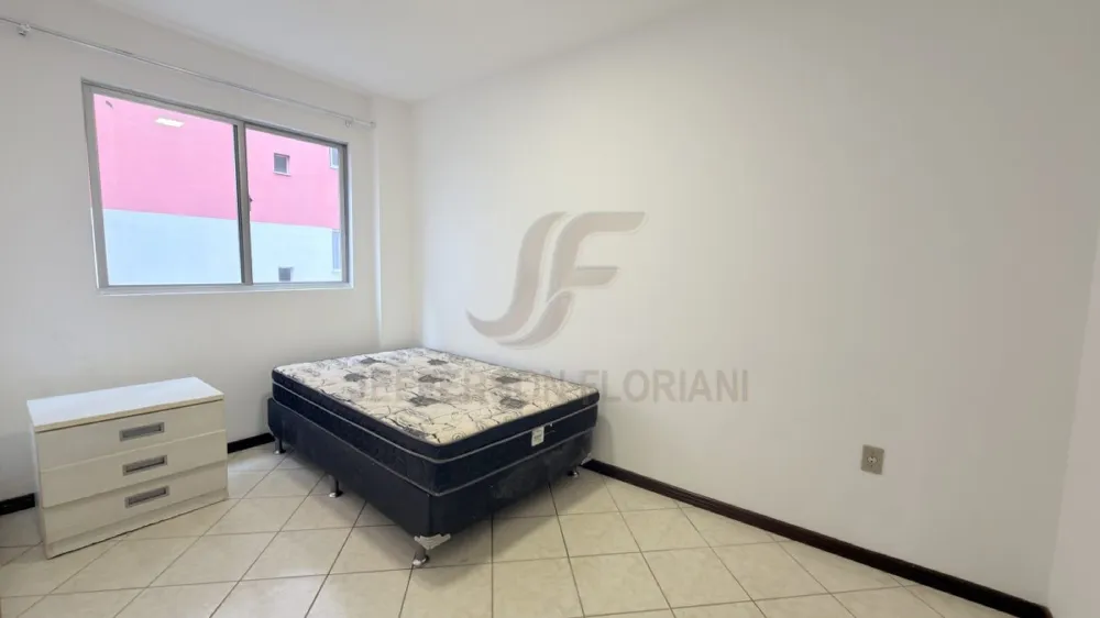 Apartamento no Centro em Frente ao Forum com 3 dormitórios sendo 1 Suíte e 2 Vagas