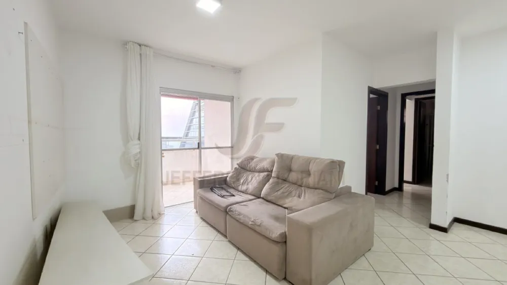 Apartamento no Centro em Frente ao Forum com 3 dormitórios sendo 1 Suíte e 2 Vagas