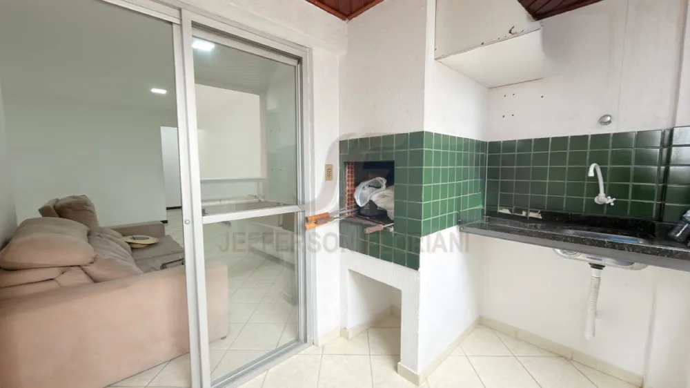 Apartamento no Centro em Frente ao Forum com 3 dormitórios sendo 1 Suíte e 2 Vagas