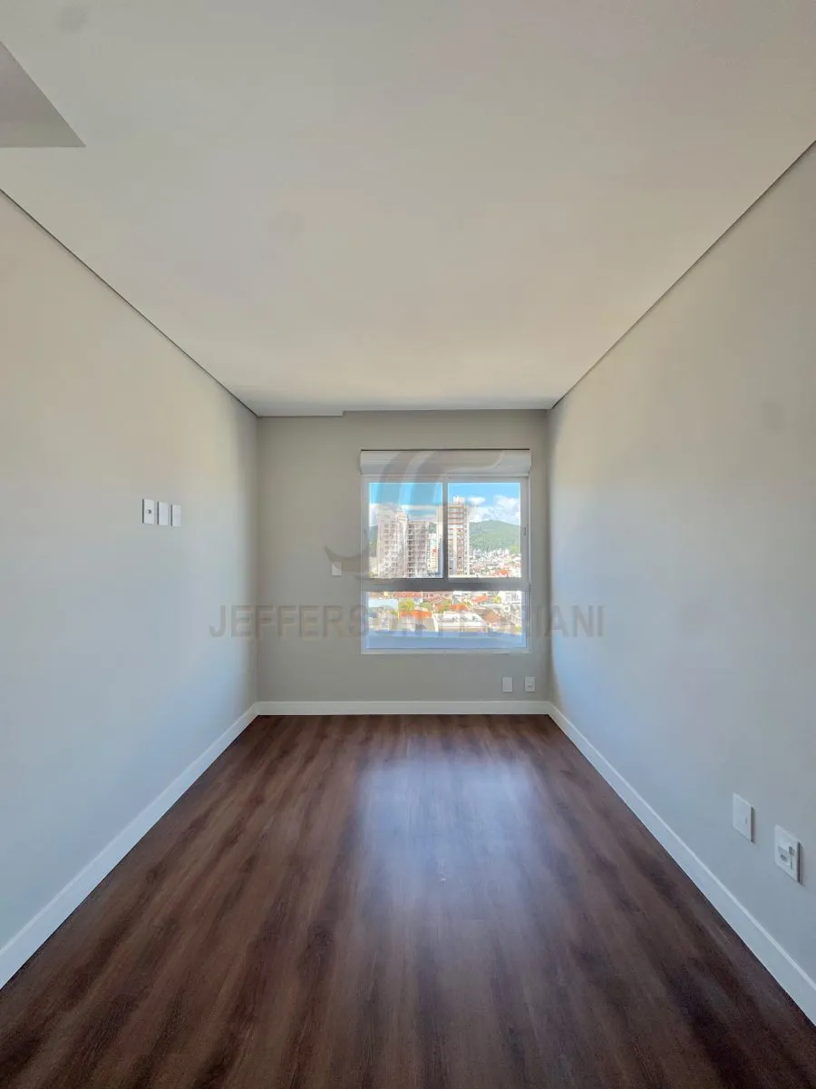 Apartamento 3 quartos para Venda no bairro Vila Operária em Itajaí