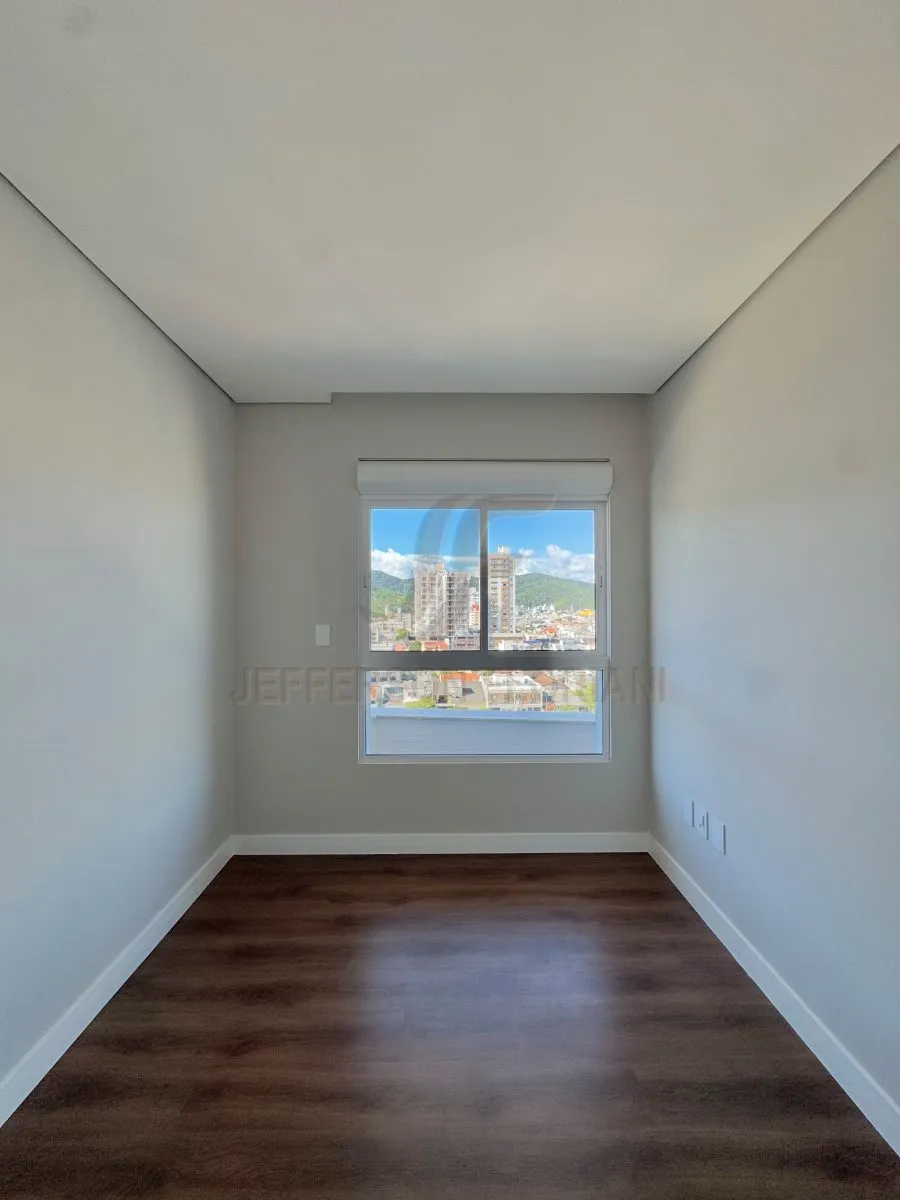 Apartamento 3 quartos para Venda no bairro Vila Operária em Itajaí