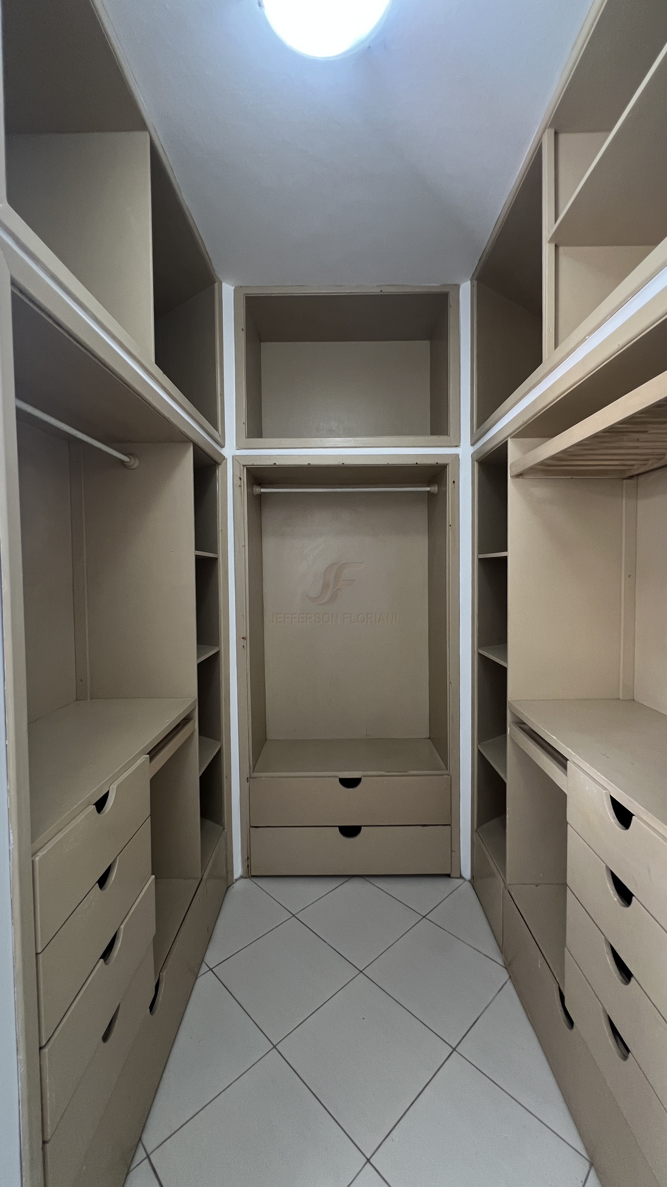 Casa 5 quartos para Venda no bairro Dom Bosco em Itajaí