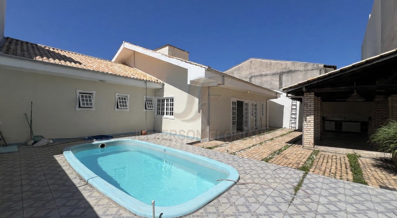 Casa 5 quartos para Venda no bairro Dom Bosco em Itajaí