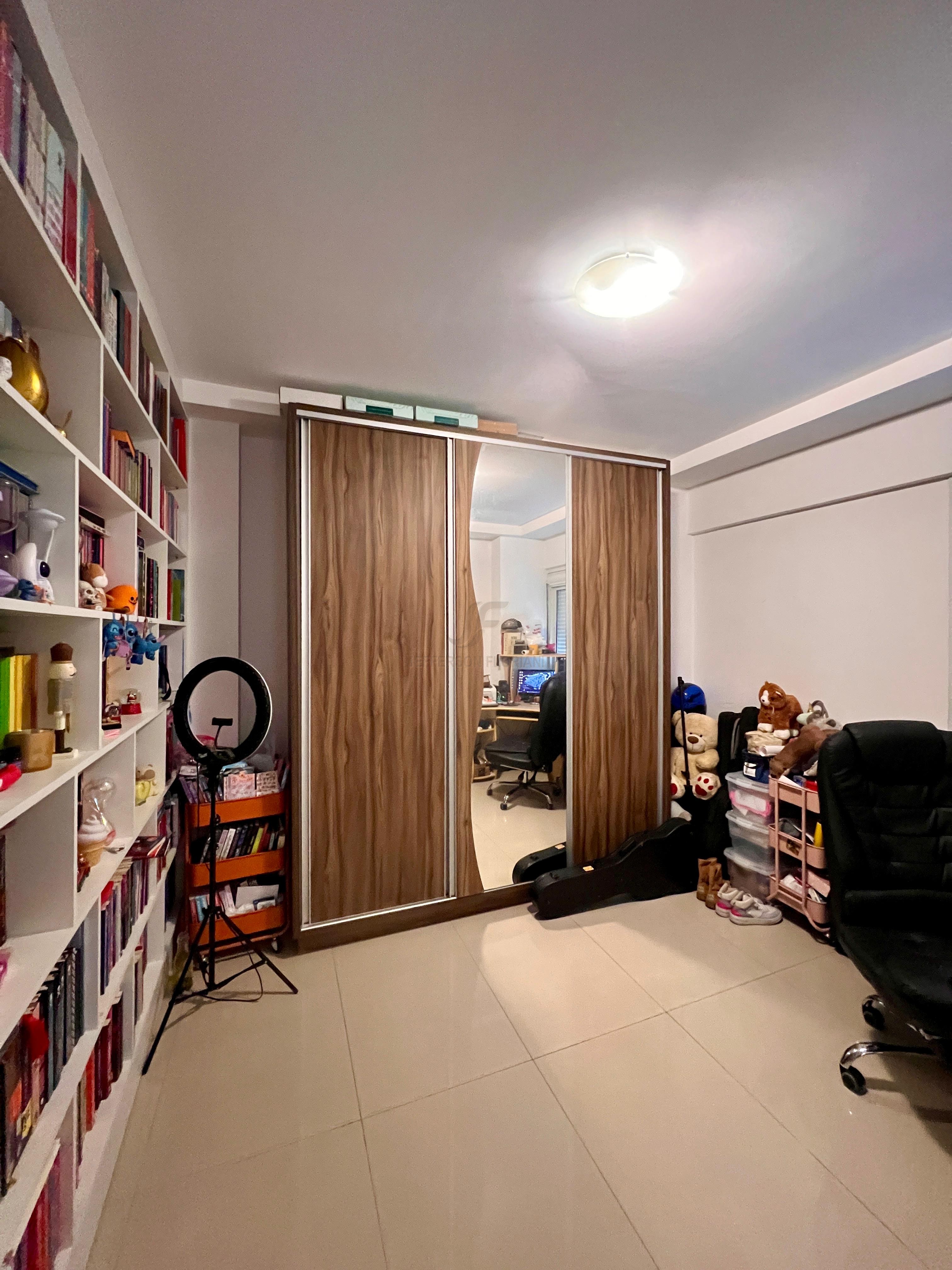 1 Suíte + 1 Dormitório Proximo a Universidade