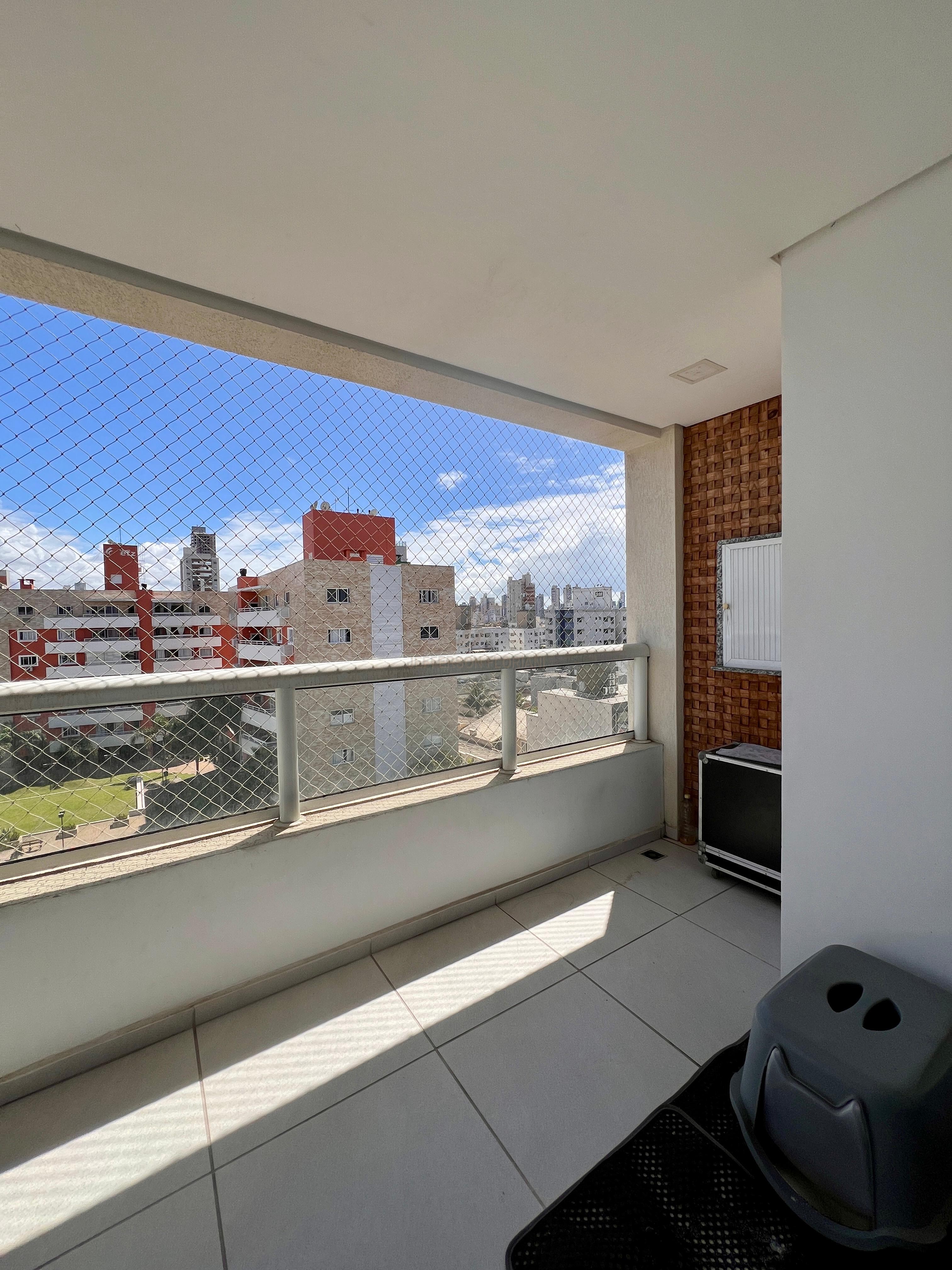 1 Suíte + 1 Dormitório Proximo a Universidade