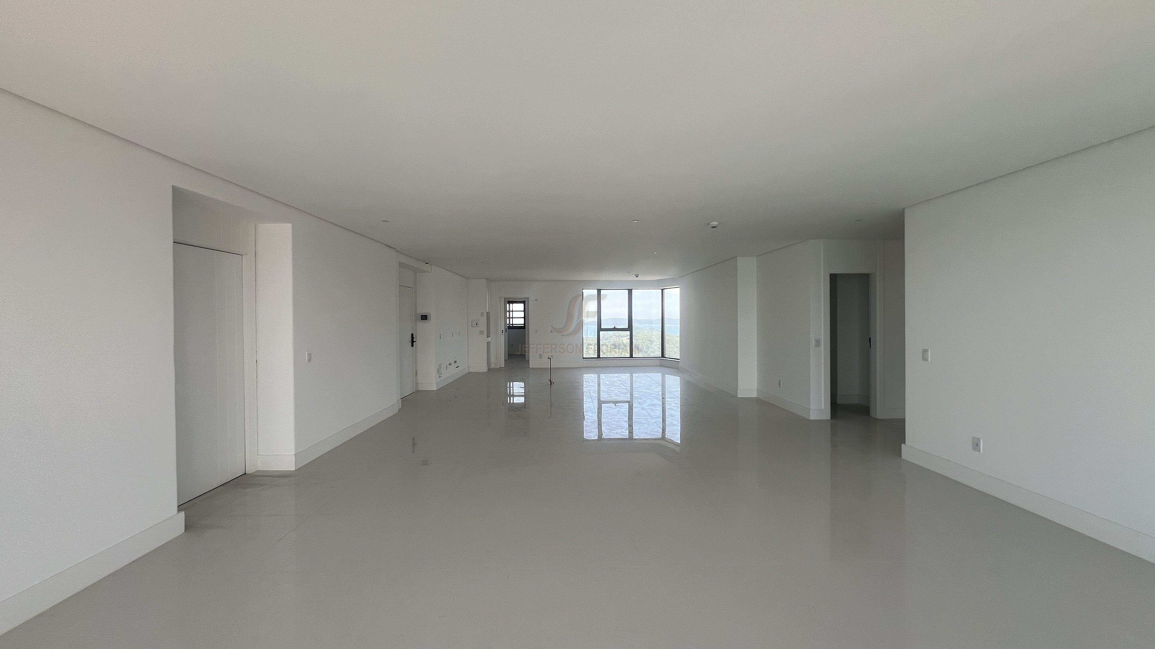 Apartamento 4 suítes para Venda no bairro Centro em Balneário Camboriú