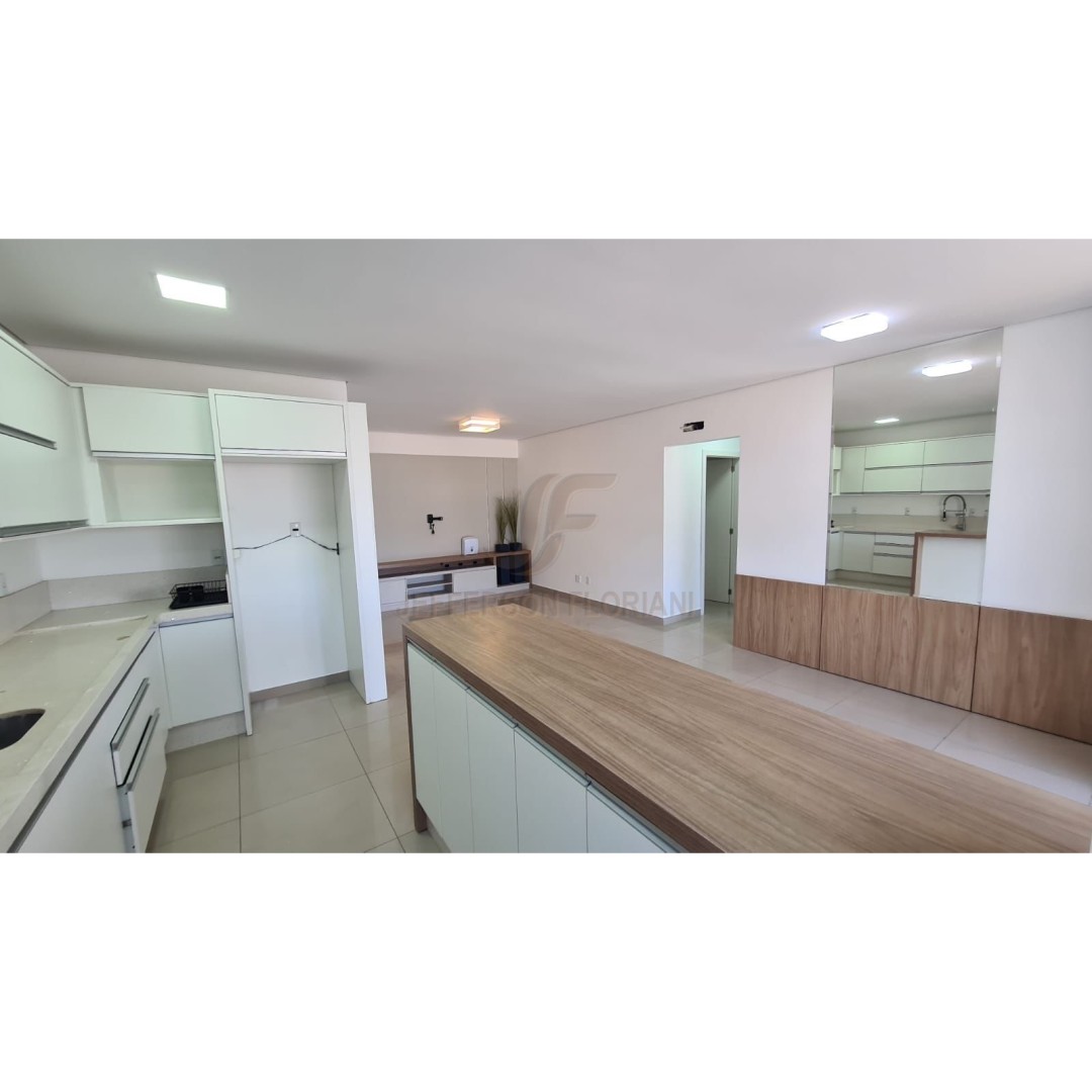 Apartamento 2 suítes para Venda no bairro Centro em Itajaí