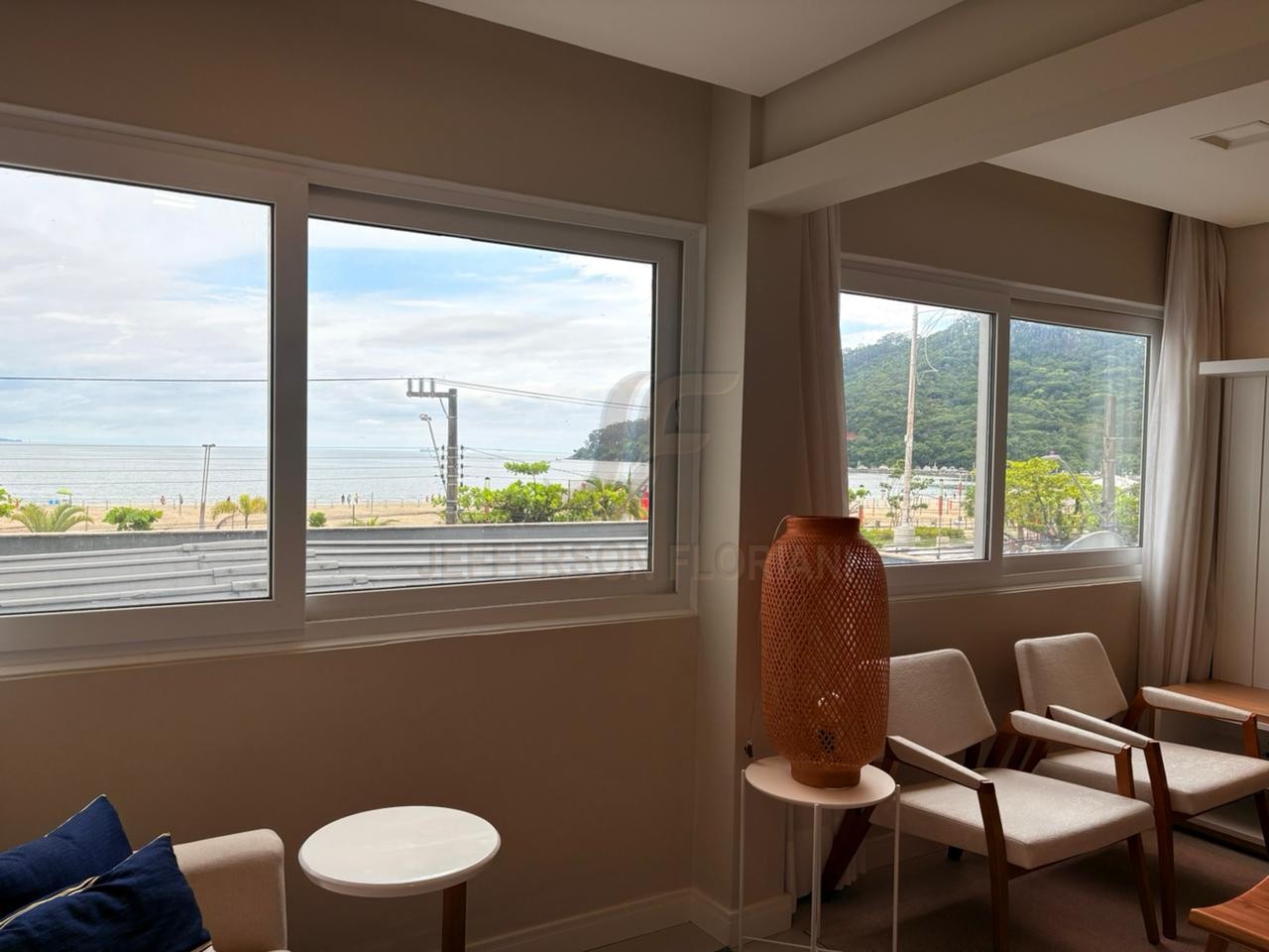 Frente Mar em Balneário Camboriú Apto + Loft Integrado 