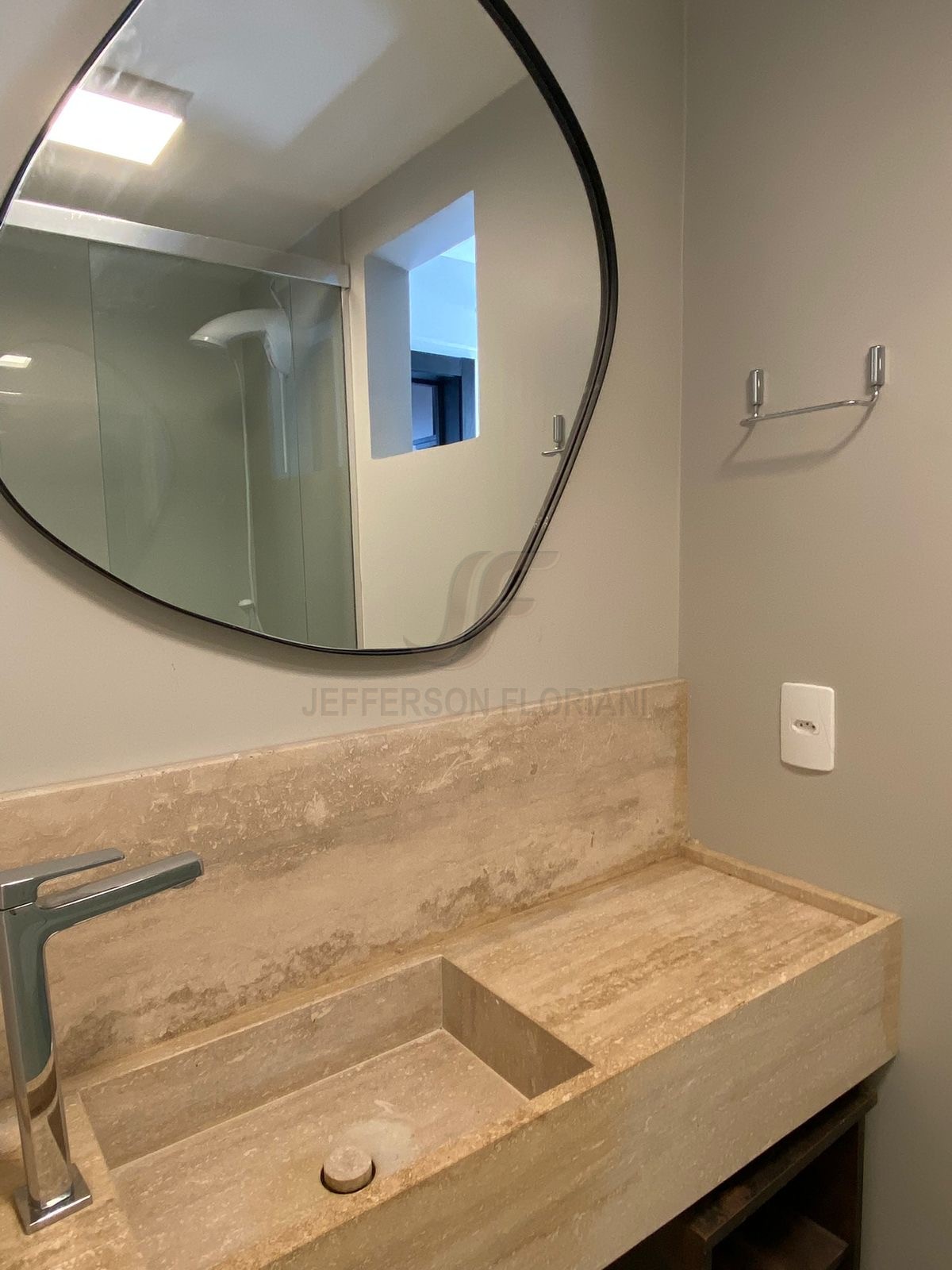 Um achado no centro de Itajai 2 dormitórios por R$ 560.000,00