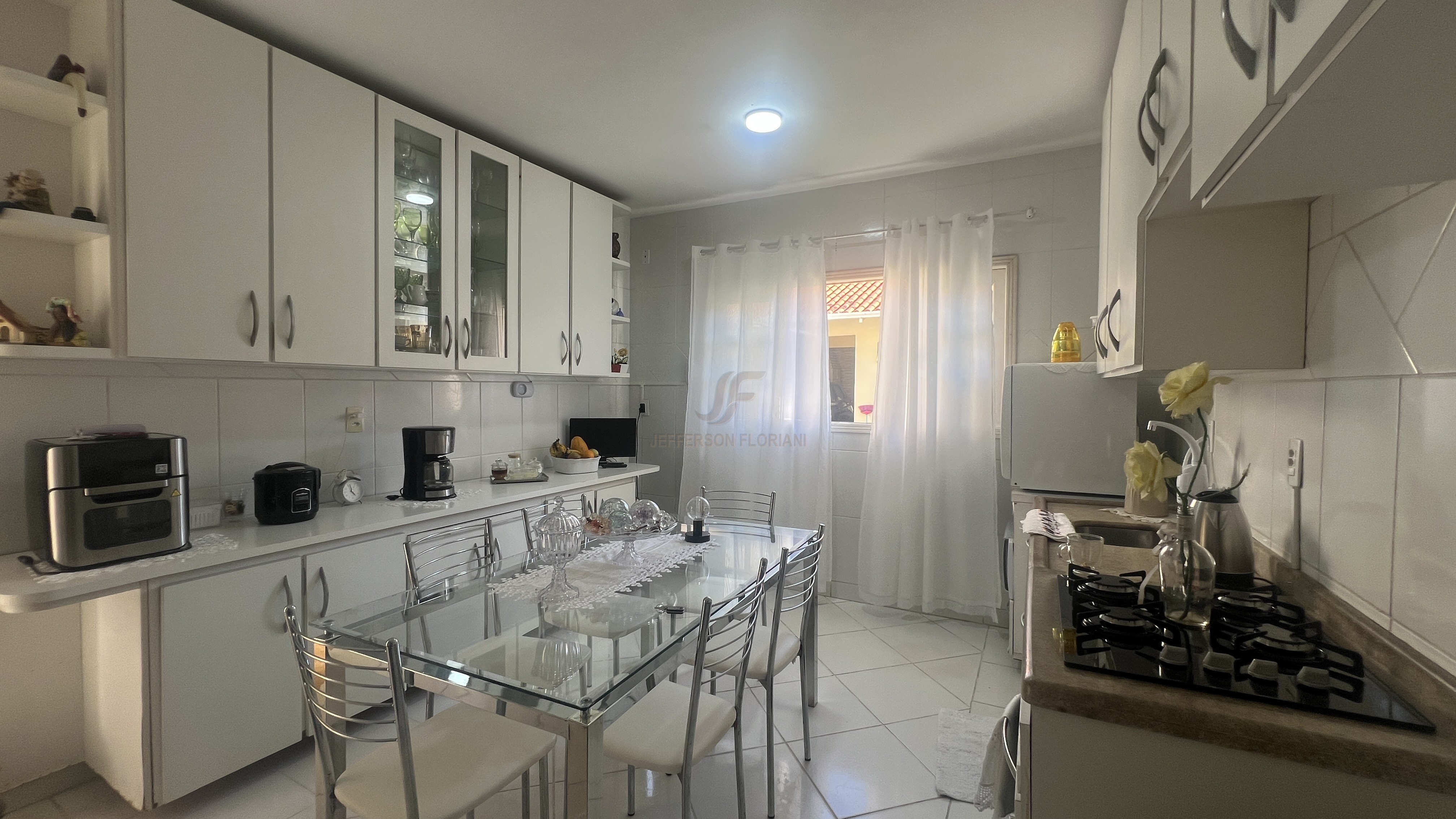 Linda Casa Averbada Bairro Dom Bosco 1 Suíte + 2 Dormitórios