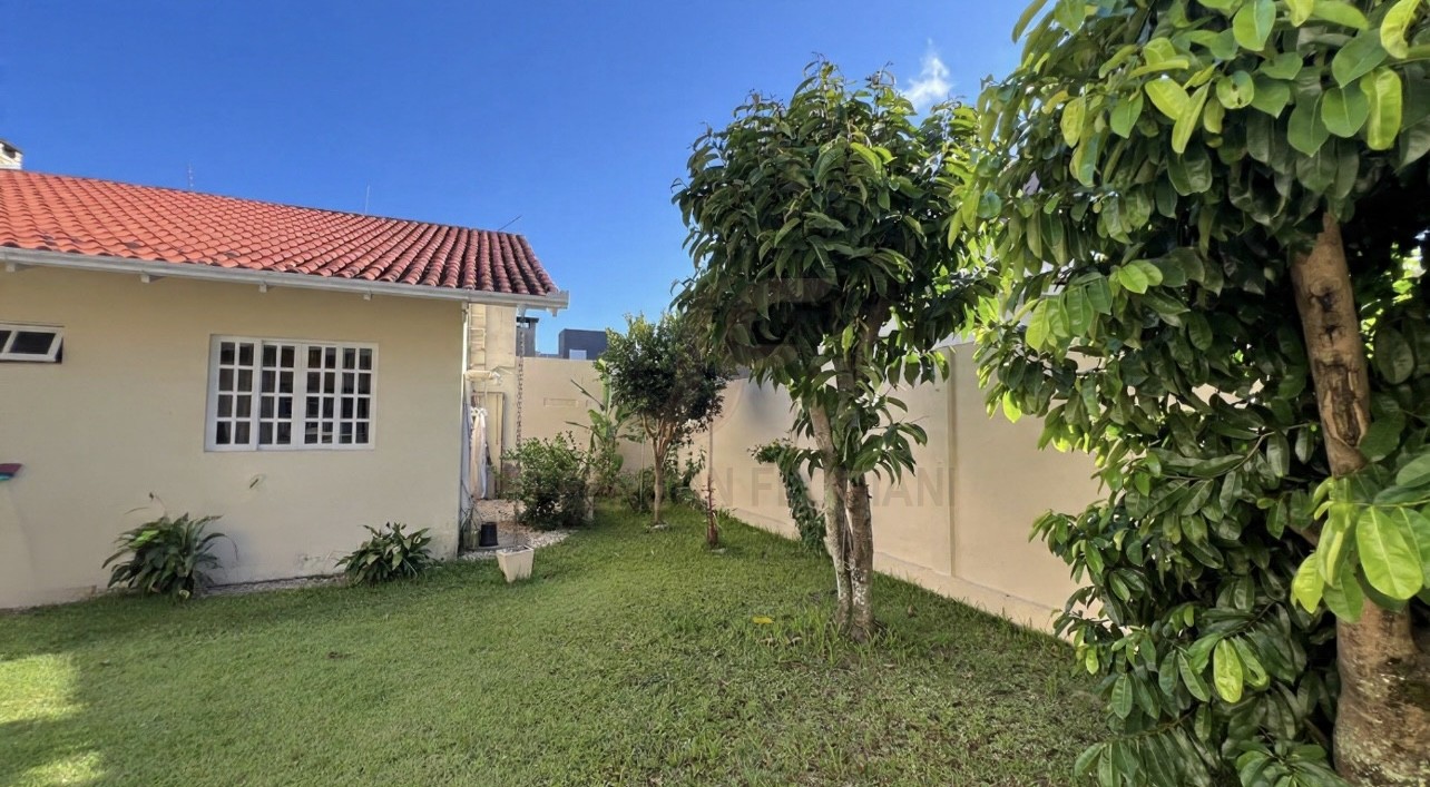 Linda Casa Averbada Bairro Dom Bosco 1 Suíte + 2 Dormitórios