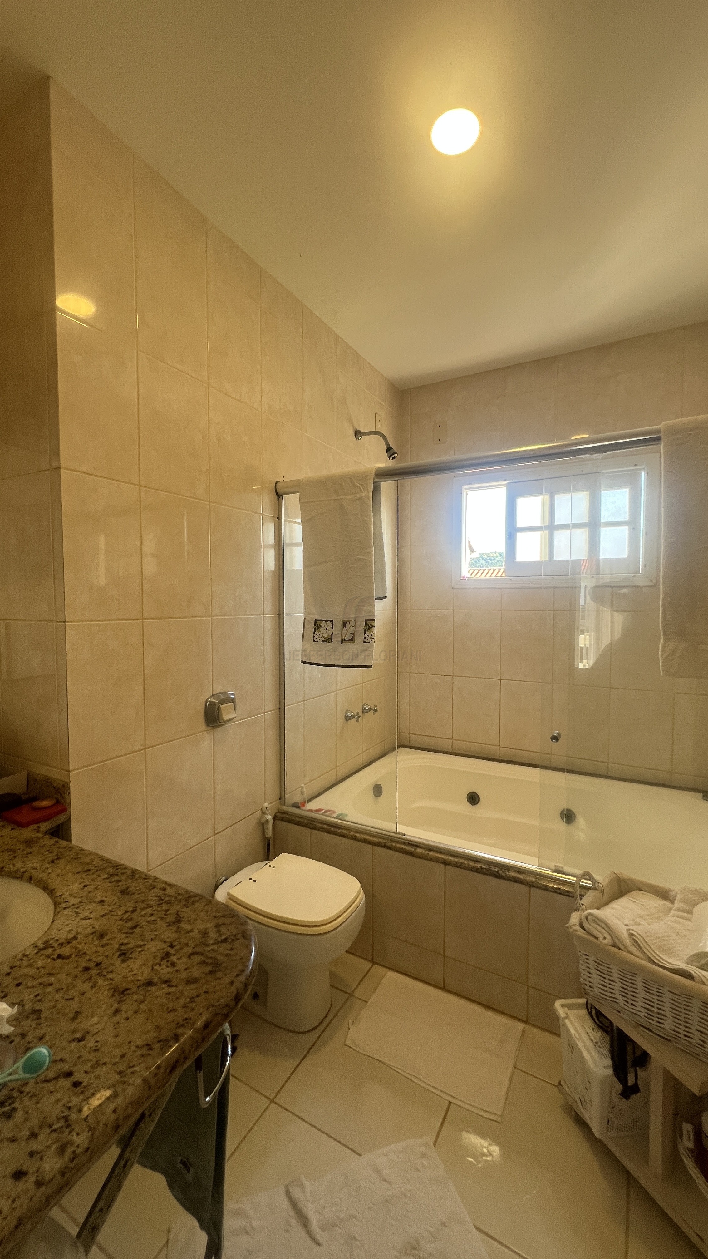 Linda Casa Averbada Bairro Dom Bosco 1 Suíte + 2 Dormitórios