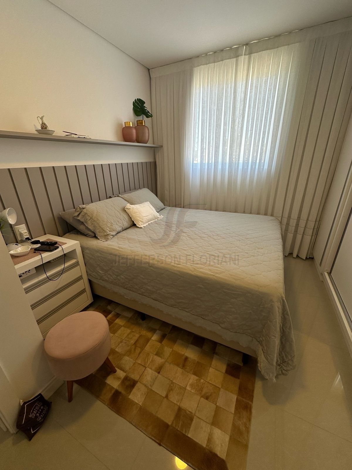 2 Suítes no Centro de Itajaí pertinho da Igreja Matriz