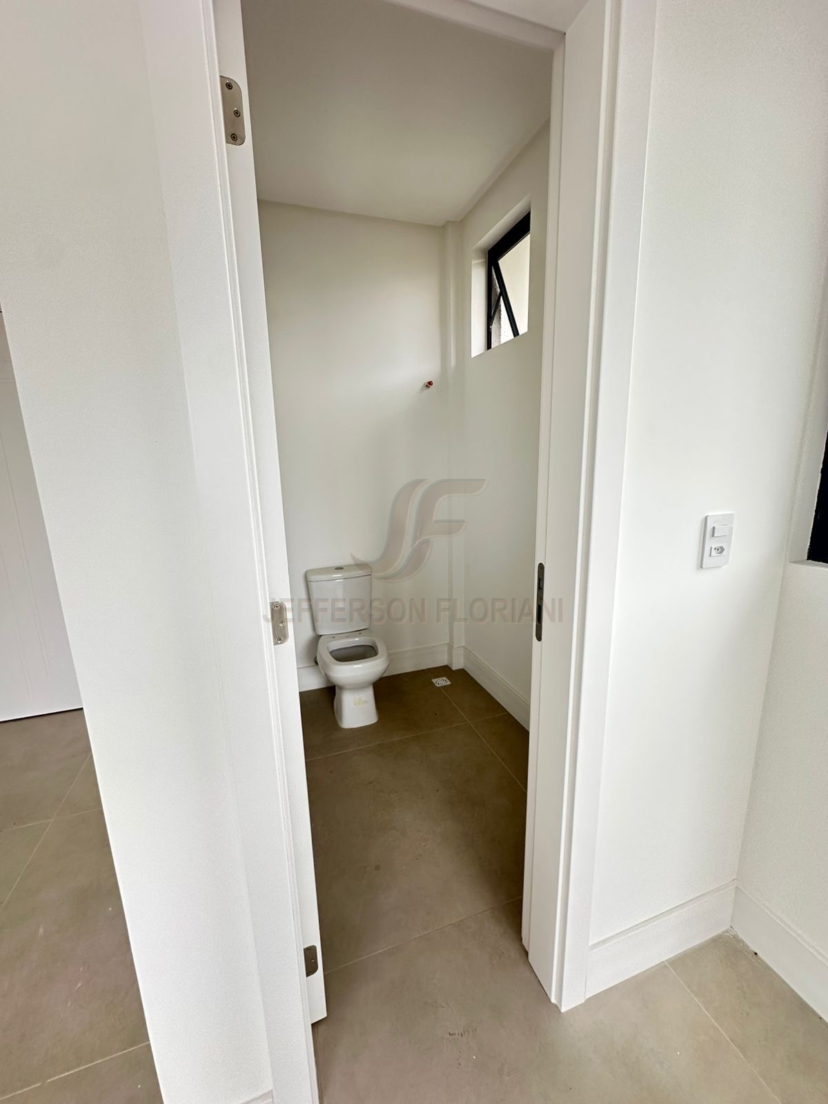 Duplex 3 Suítes na Brava em Itajaí a apenas 250 metros do mar