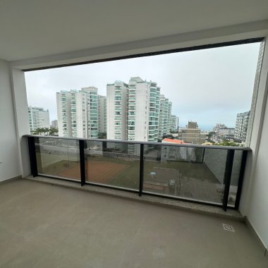 Duplex 3 Suítes na Brava em Itajaí a apenas 250 metros do mar