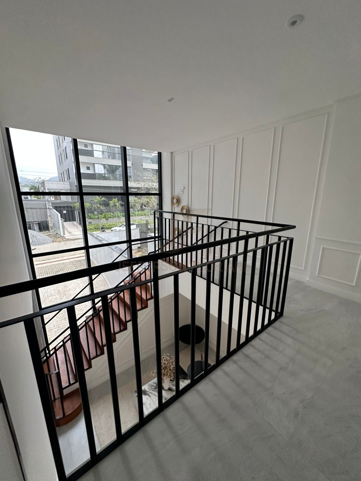 Duplex 3 Suítes na Brava em Itajaí a apenas 250 metros do mar